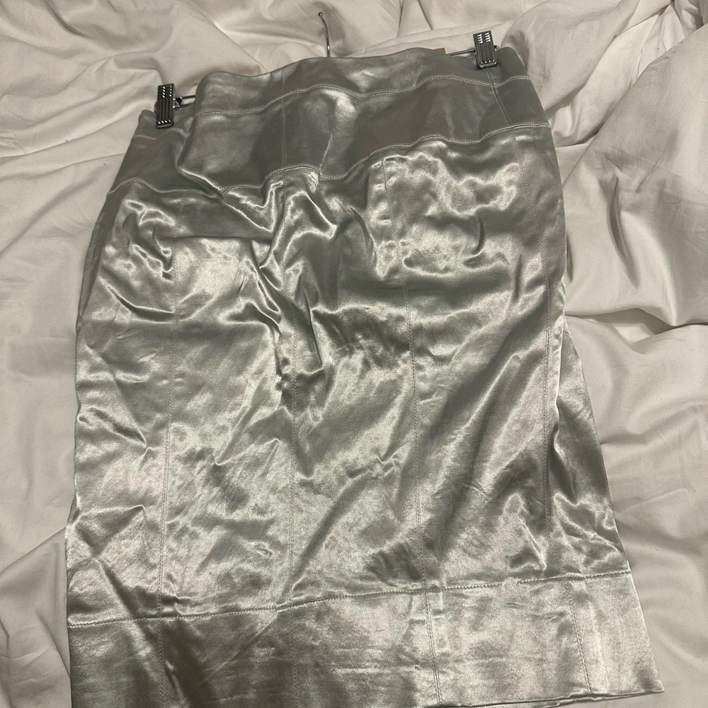👽🌪️ Silver FENDI midi pencil skirt ! - Picture 3 of 5